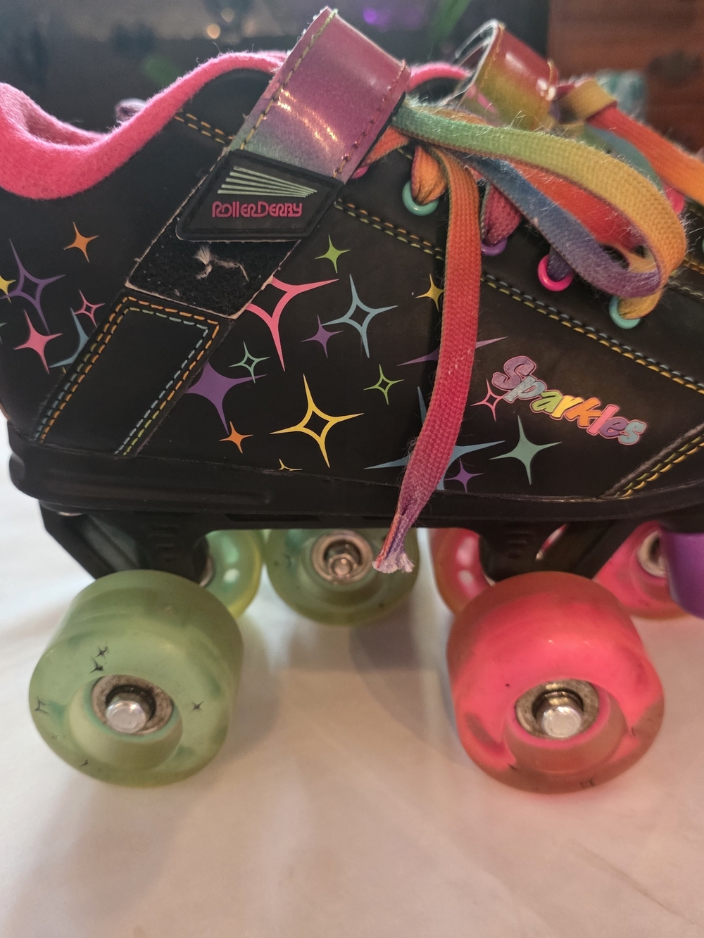 Roller Derby Sparkles Kids Black Rainbow Quad Skates With Light Up Wheels